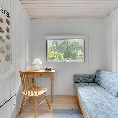 Three-bedroom In Casa de Férias Nordenbro Vesteregn